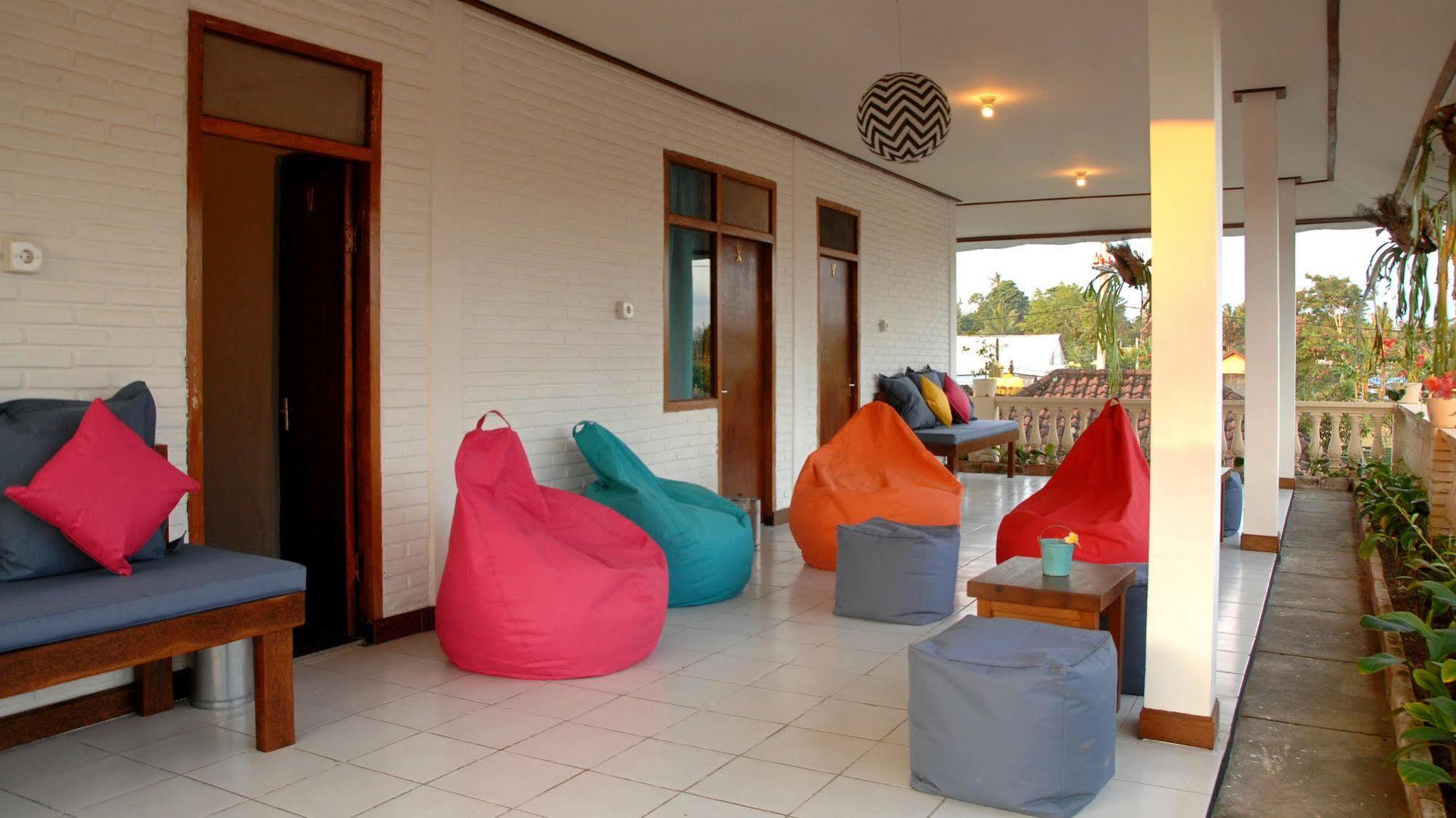 Friendly House Bali Pansiyon Ubud Dış mekan fotoğraf